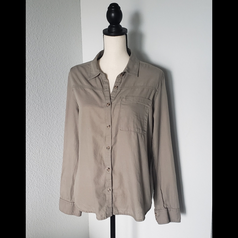 BKE Womens Button Down Shirt Olive Green Cotton